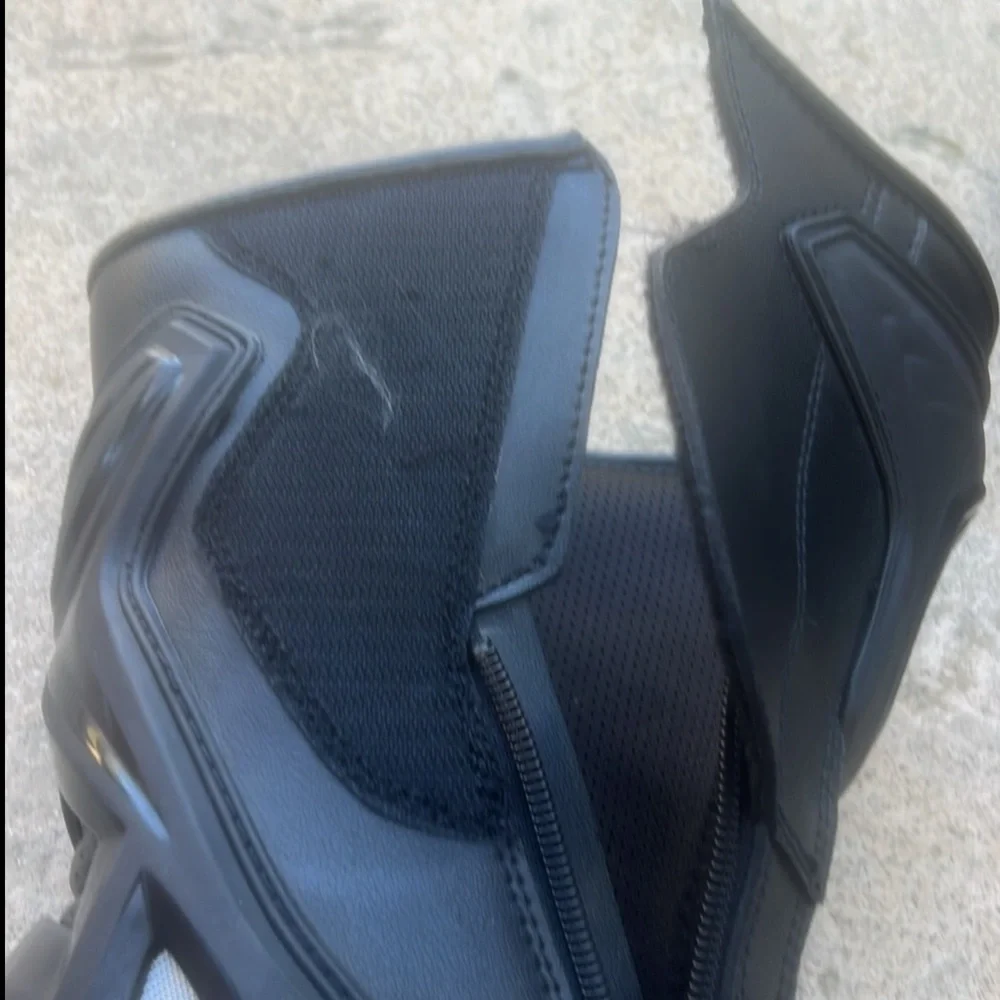 NORU Hakone Black Moyorcycle Riding Boots Men's Size 11